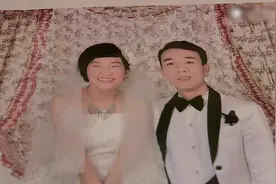 脑瘫孕妇冒险连生二胎，帅气老公不离不弃图片
