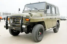 军队退役汽车去哪了？不仅仅强制报废，家里有矿的人还能买！视频封面