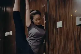 两代王小蒙境遇大不同！王亚彬成一级演员嫩过少女，毕畅被疑婚变图片