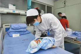 从乳腺炎到全母乳喂养，高龄二胎妈妈是如何做到的？图片