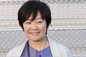 会打碟，能吹瓶，黑白两道护着走的国民第一夫人——安倍昭惠图片