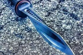 全球最强军刀：“丛林之王”仅排第3，第4款中国造，最毒图片