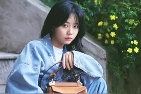 谭松韵牛仔装穿搭，妹妹的最新私服好少女，好养眼图片