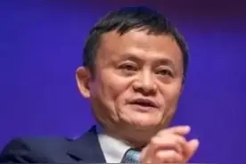 都是寂寞惹的祸！60岁百亿富豪，被风水师迷住骗去32亿图片