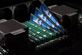 破击存储之痛，英特尔傲腾加持百度用户态存储引擎图片