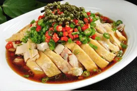 酸酸鸡（成都市欧湖岛河鲜酒楼招牌菜品）图片