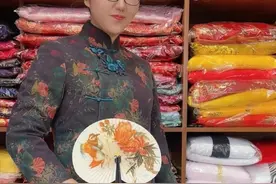 90后寿衣女模特：亲手为逝者化妆穿衣，不敢主动跟别人介绍职业图片