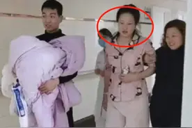 “最霸气产妇”火了，生完孩子后自己走回病房，网友：羡慕啊图片