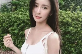 小说：合租的美女室友酒量浅喝成了醉猫，挥动着粉拳就砸在我身上图片