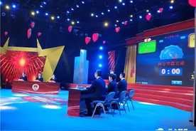 荆州第二届公诉人与律师电视论辩赛激情上演图片