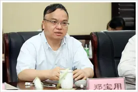 追随任正非超过30年，他屡救华为却深藏功与名图片