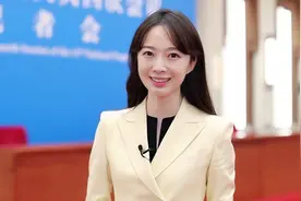 张扬：新华社最美女记者，曾自称温婉辣妈，才貌双全的人生赢家图片
