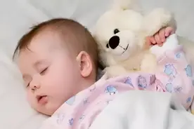 宝宝睡眠不好怎么办？做好这几点，宝宝安睡一整晚图片