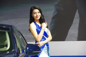 有一个房地产老板与美女总裁的聚会图片