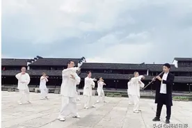 柯亭笛者周骐：自制乐器吹奏推介“笛里文化”图片