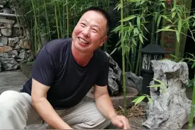 把玩化石读太行！修武这个“石头专家”不简单图片