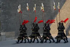 鱼鳞VS铁皮：板甲防御技术满点，为何古代中国却钟情于鳞甲？图片