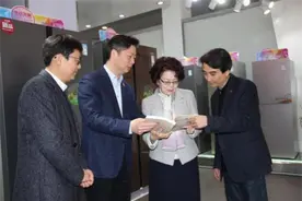 朱镕基“网开一面”，华日“起死回生”图片
