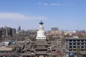北京有座白塔，晴天也看不到影子，究竟是风水问题还是别有玄机？图片
