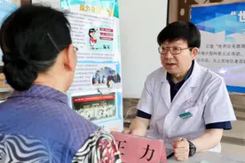 长治市医院泌尿外科举办“世界尿失禁周”义诊活动图片