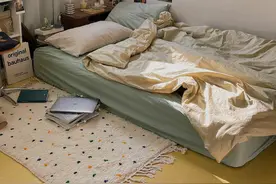 适合女生一个人住的小房间，温馨感满满图片