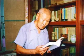 98岁在3年“谎言”中离世：爱妻承诺比他晚离去，不料只能食言图片