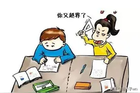 为什么上学时，同桌基本上都是异性？退休老教师说出真实的原因图片