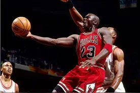 绝对进攻！盘点NBA历史上最强进攻阵容，库里入选，乔丹无悬念图片