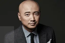 陶虹曝女儿曾被人骂长得丑，后者哭回家，她用反问代替安慰显情商图片