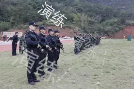 大练兵 | 特警武警热血联训，锻造铁拳利剑图片