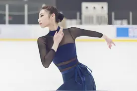 中国花滑女神25岁宣布退役，未来何去何从？或从事日语相关工作图片