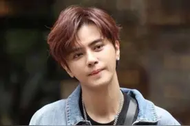 罗志祥被爆出丑闻后，有谁注意好友张艺兴的动态？道不同不相为谋图片