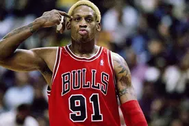 进攻不行也能成NBA巨星？历史上共有三人，乔丹都要感谢罗德曼图片