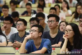 中国大陆在美留学生数量20年来首降，但依然是最大生源地，为何图片