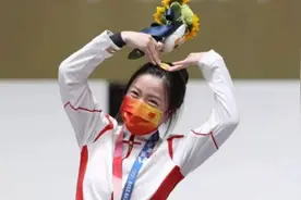 服装巨头雅戈尔给奥运冠军杨倩送房遭吐槽，网友：别脏了体育图片