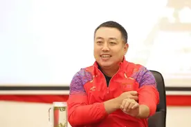 从离开国乒队到复出，刘国梁与妻子不为人知的带泪人生图片