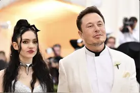 又分手了！马斯克和加拿大歌手的“中二爱情”，还是败给了异地恋图片