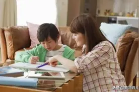 孩子做题总问家长？原因在这里，三个方法让娃养成独立学习好习惯图片