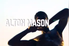 行走T台的迈克尔杰克逊，国际时尚超模Alton Mason走秀集锦！视频封面