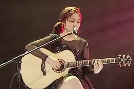 权珍雅《24小时都不够》现场版，乍一眼看过去我以为是金三顺！视频封面
