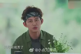 黄磊：我牙是假的，何炅头发是假的