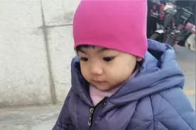 宝妈亲身经历，独自一人带孩子去医院看病的想法和感悟视频封面