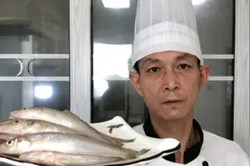 胶东大厨分享“干炸沙丁鱼”的做法，详细易学美味，果断收藏了视频封面