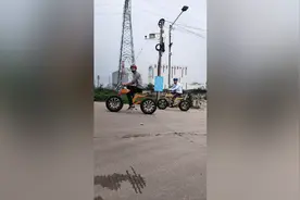 大轮子自行车上坡测视频封面