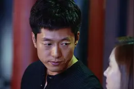 超级翁婿：女友因一点小事撒谎，男友吃醋忍受不了，直接爆发！视频封面