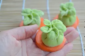 漂亮的白菜饺不会包？只需掌握2个动作，小白也能快速学会！视频封面