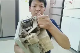 老黎30块买个接触器，一看触点都是银的，修好它还是卖破烂？