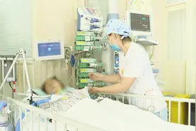吉大一院：九岁女童崴伤脚 造成感染性休克仍在抢救视频封面