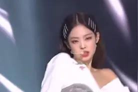 金智妮Jeenie 《SOLO》舞台合集，超美的🙊视频封面