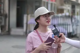 接吻时发现对方有口臭你会怎么办？没想到姑娘都这样做视频封面